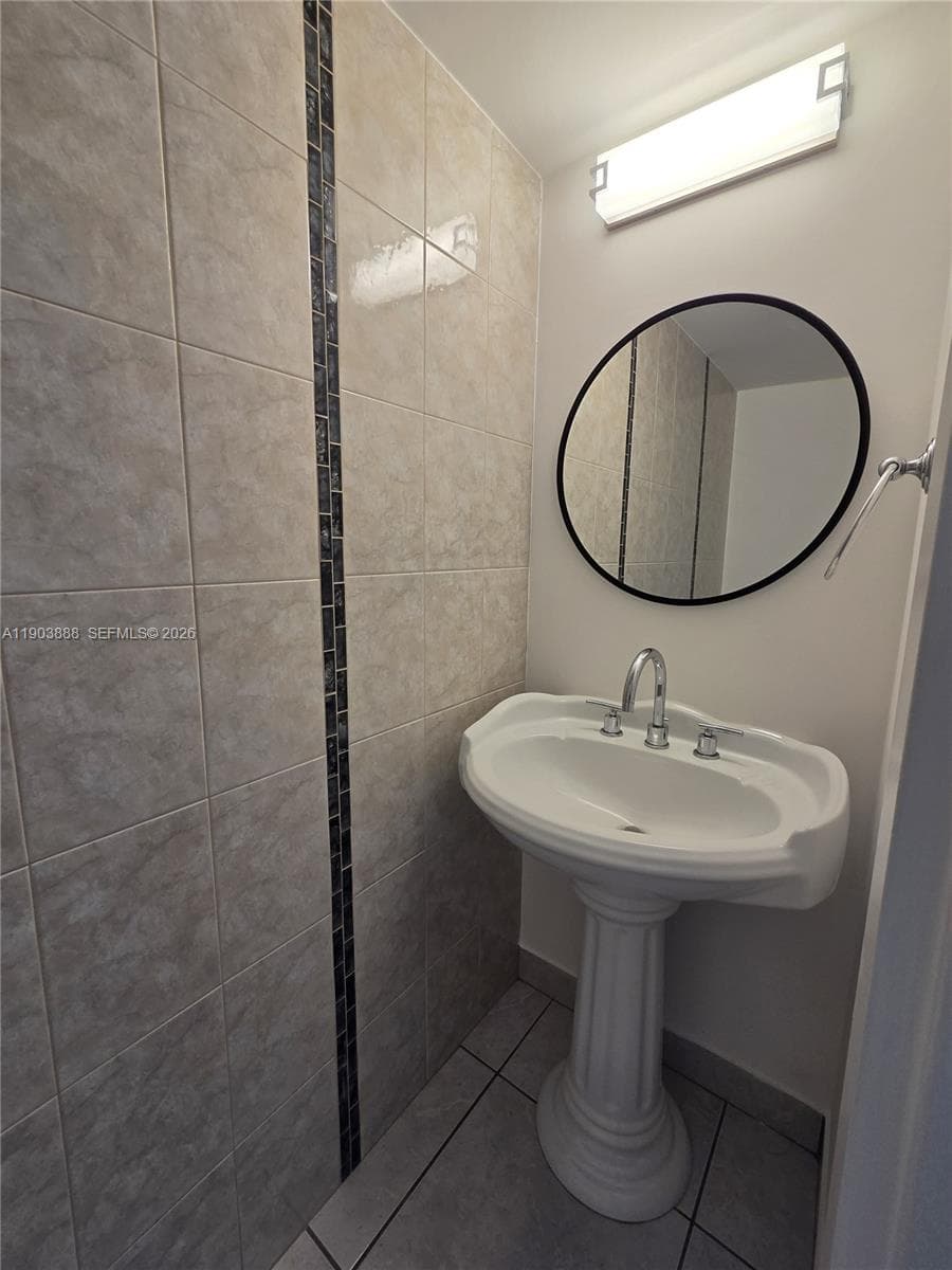 2821 N Miami Beach Blvd # 5O, North Miami Beach, FL 33160 photo 7