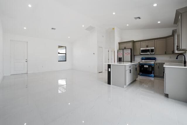 2458 NW 9th Ter Terrace, Cape Coral, FL 33993 photo 8