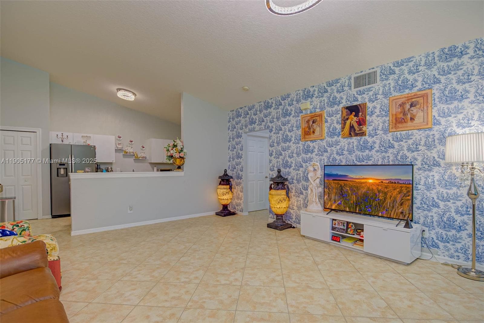 1050 Hancock Creek South Blvd # 203, Cape Coral, FL 33909 photo 6