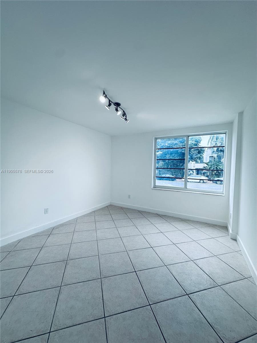 1150 Euclid Ave # 104, Miami Beach, FL 33139 photo 13