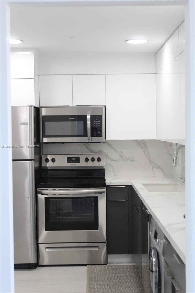 2829 Indian Creek Dr # 1403, Miami Beach, FL 33140 photo 9