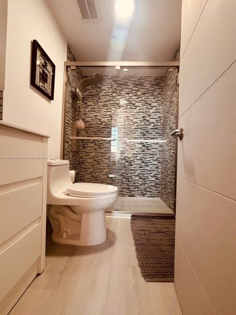 2829 Indian Creek Dr # 1403, Miami Beach, FL 33140 photo 8