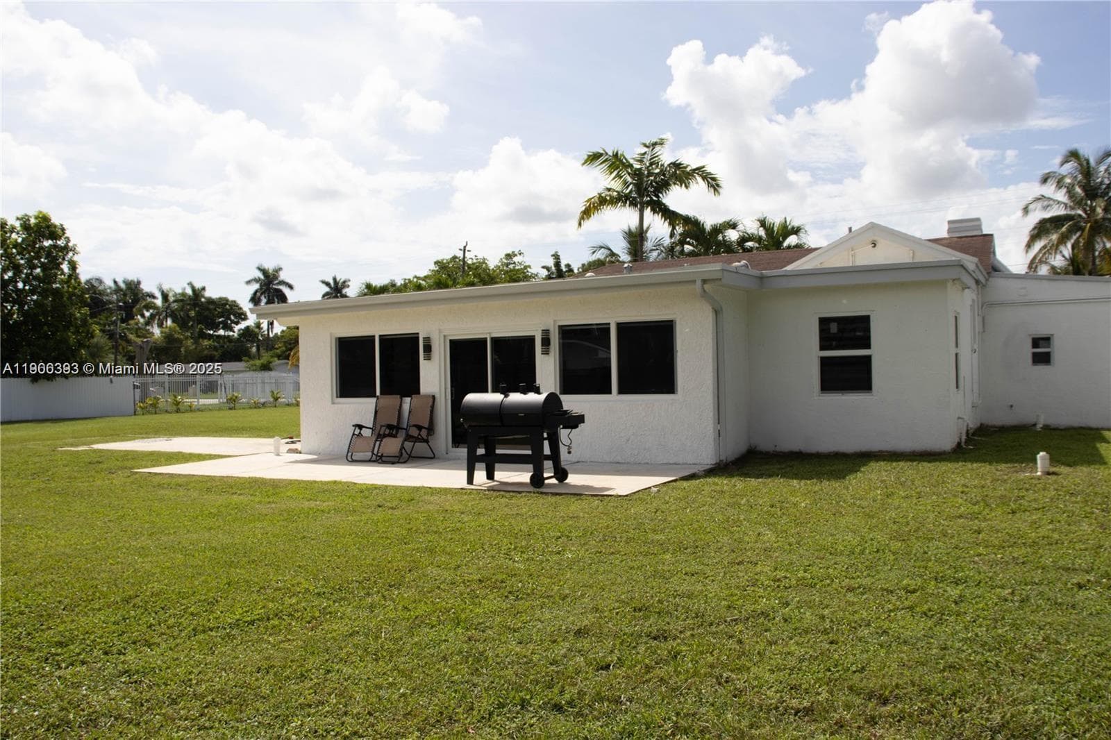 295 NE 150th St, Miami, FL 33161 photo 11