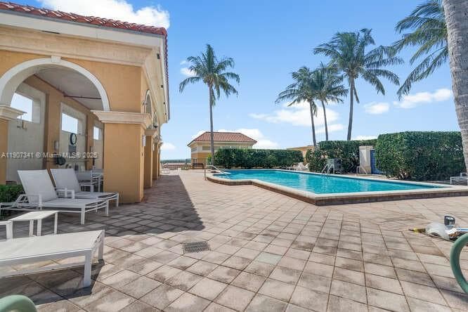 403 S Sapodilla Ave # 104, West Palm Beach, FL 33401 photo 8