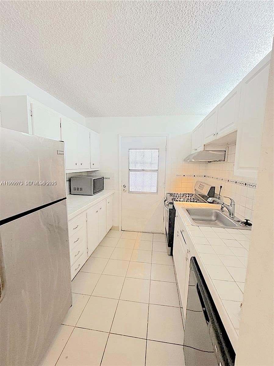 20120 NE 2nd Ave # W27, Miami Gardens, FL 33179 photo 6
