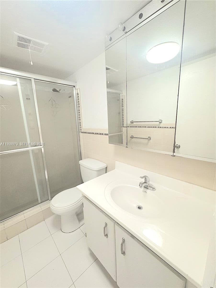 20120 NE 2nd Ave # W27, Miami Gardens, FL 33179 photo 13