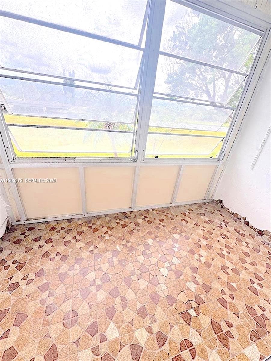 20120 NE 2nd Ave # W27, Miami Gardens, FL 33179 photo 10