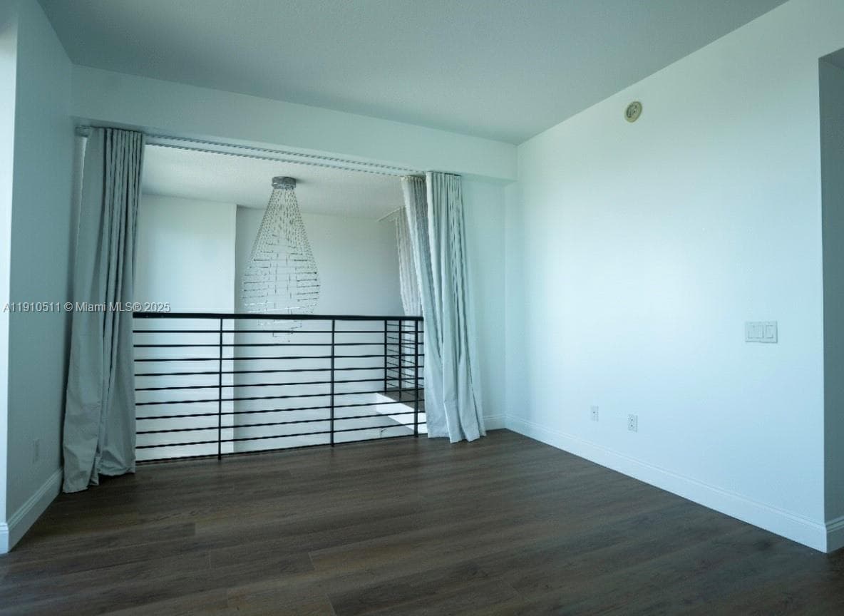 60 SW 13th St # 4805, Miami, FL 33130 photo 9