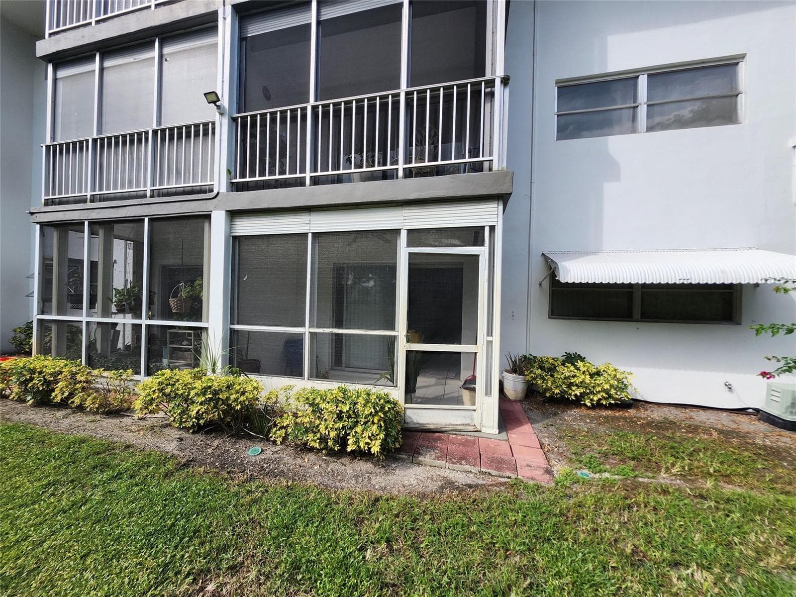 1201 Hillcrest Court # 105, Hollywood, FL 33021 photo 12