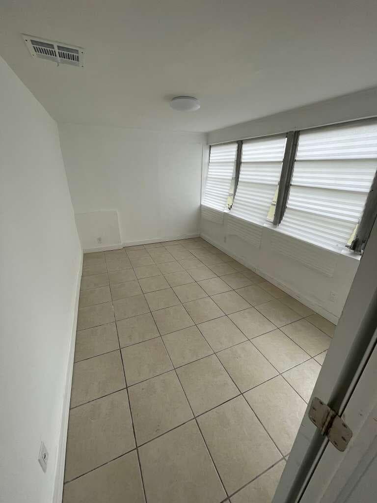 1300 NE 182nd Street, North Miami Beach, FL 33162 photo 9