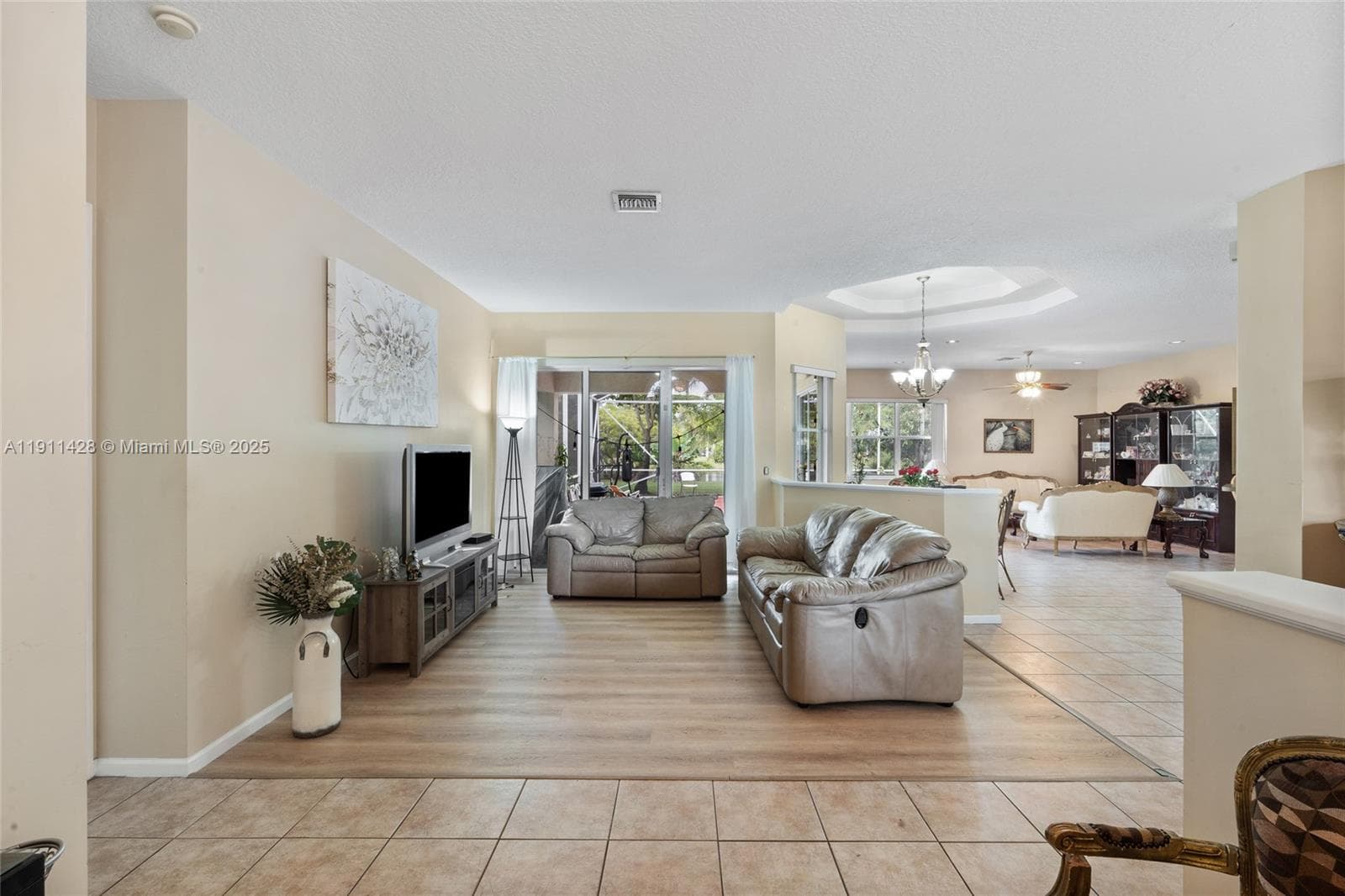 13875 SW 41st St, Davie, FL 33330 photo 6