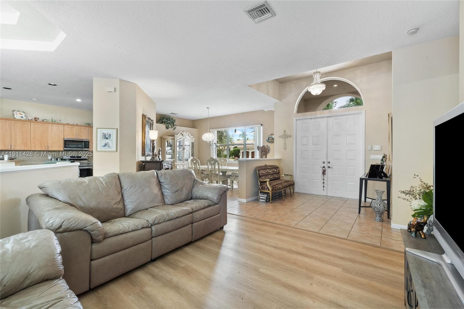 13875 SW 41st St, Davie, FL 33330 photo 8