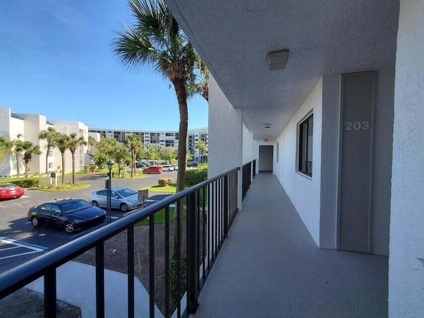 1605 S Us Highway 1 # F203, Jupiter, FL 33477 photo 6