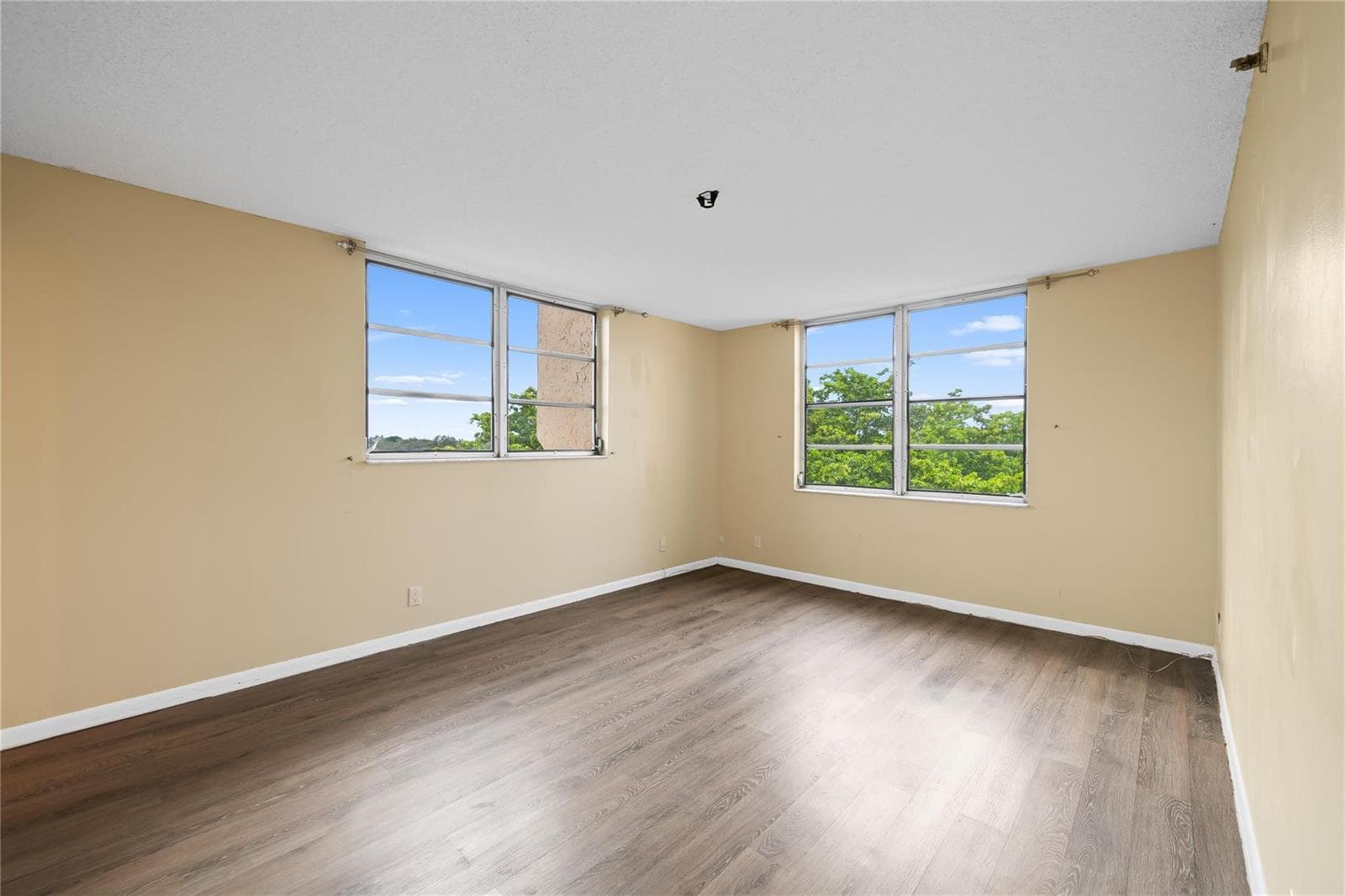 3300 W Rolling Hills Circle # 610, Davie, FL 33328 photo 6