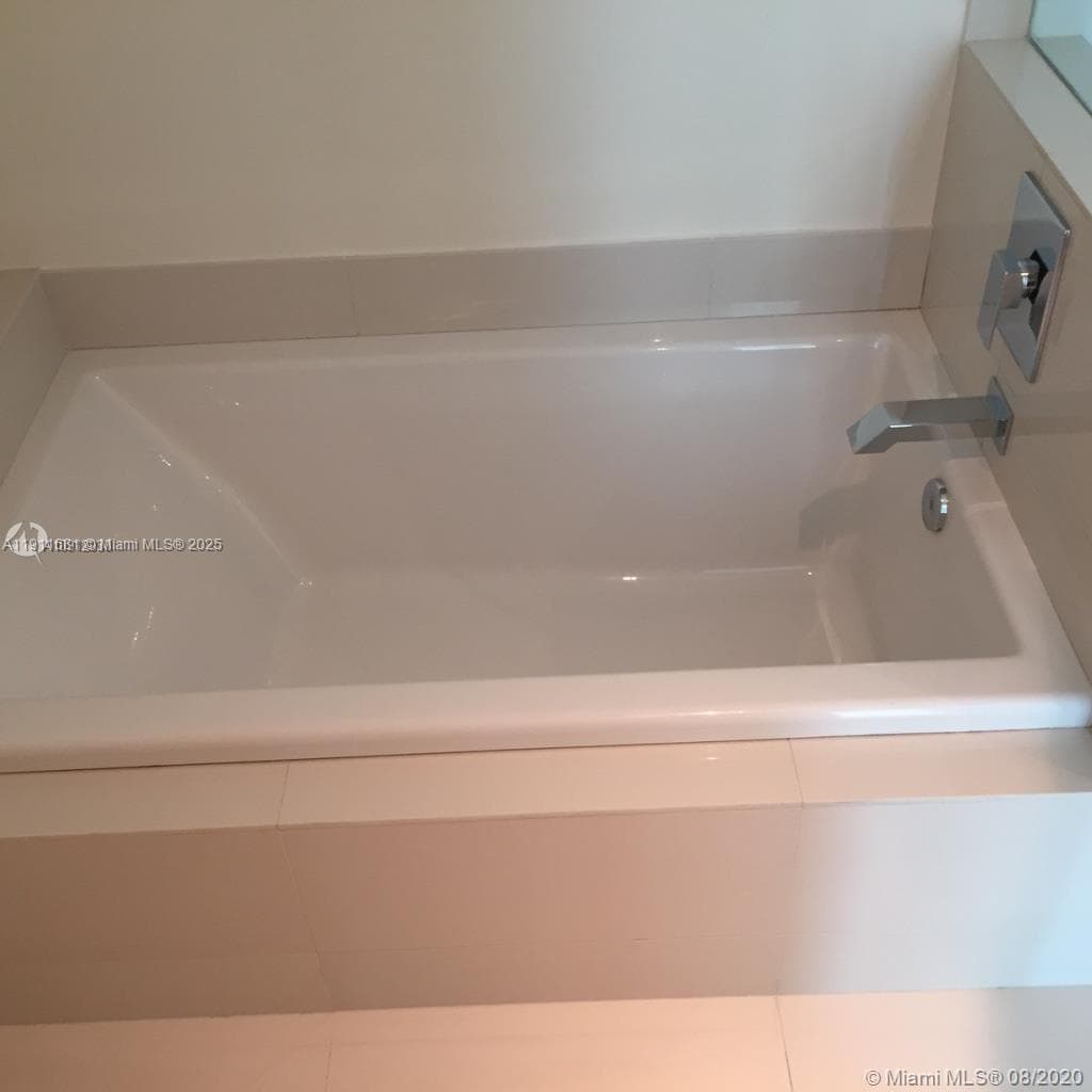 1100 S Miami Ave # 2911, Miami, FL 33130 photo 6