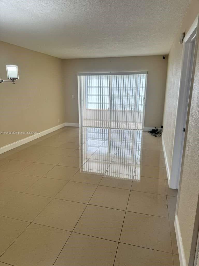3001 NW 46th Ave # 207, Lauderdale Lakes, FL 33313 photo 6