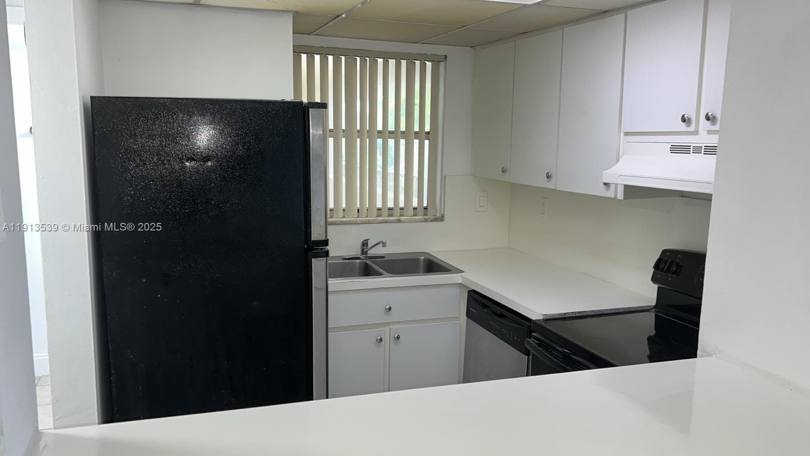 8860 Fontainebleau Blvd # 403, Miami, FL 33172 photo 6