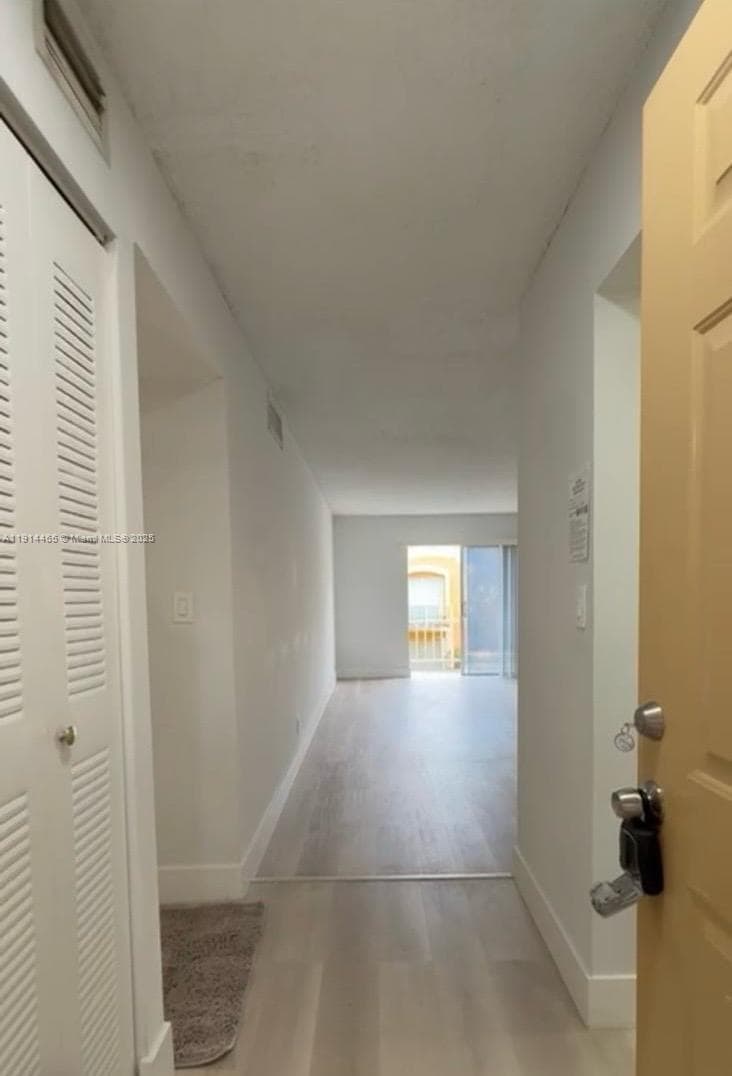 17901 NW 68 Ave # T-205, Hialeah, FL 33015 photo 8