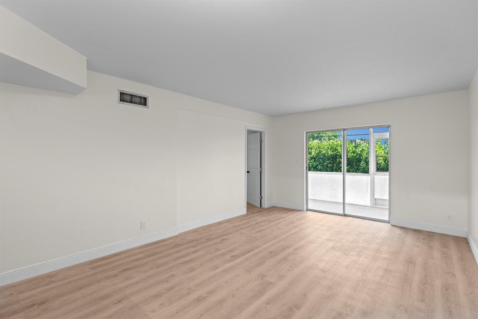 2647 Garden Drive # 101, Lake Worth, FL 33461 photo 10