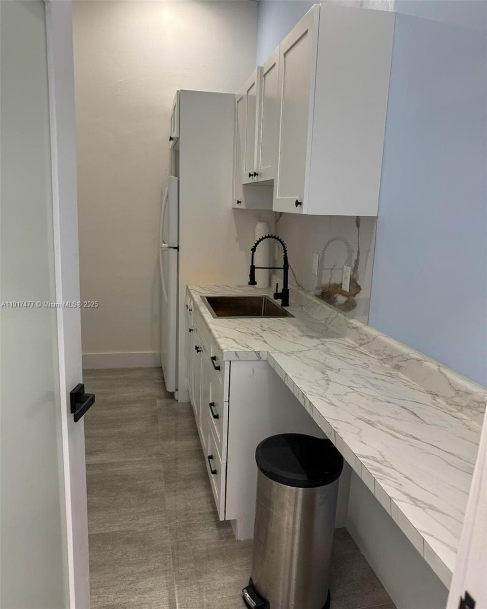 9447 SW 56th St # 9447-49, Miami, FL 33165 photo 6