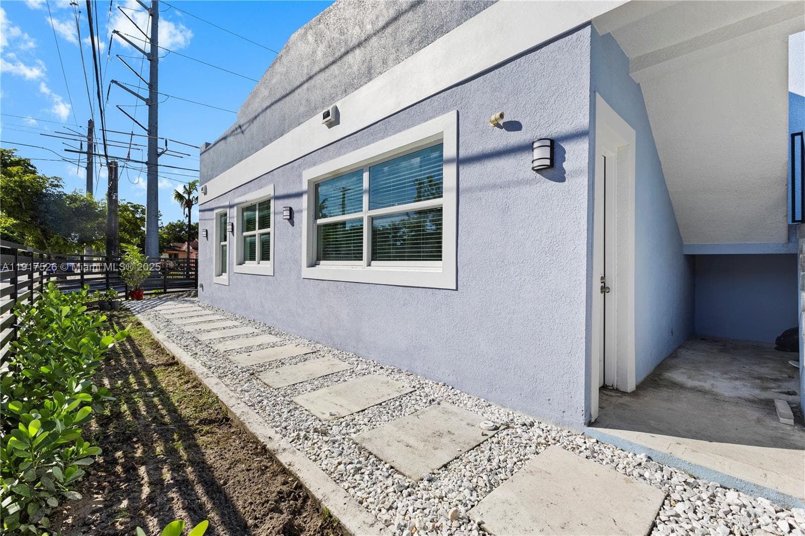 305 NW 58th St, Miami, FL 33127 photo 8