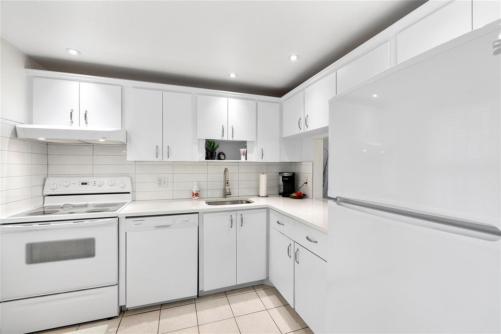 7807 Golf Circle Drive # 211, Margate, FL 33063 photo 9