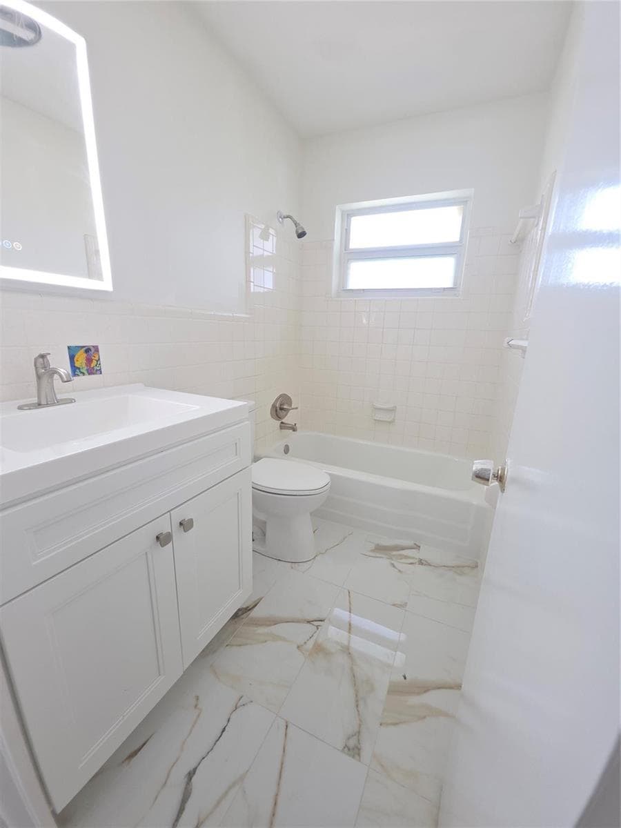 2131 NE 42nd Court # 208e, Lighthouse Point, FL 33064 photo 13