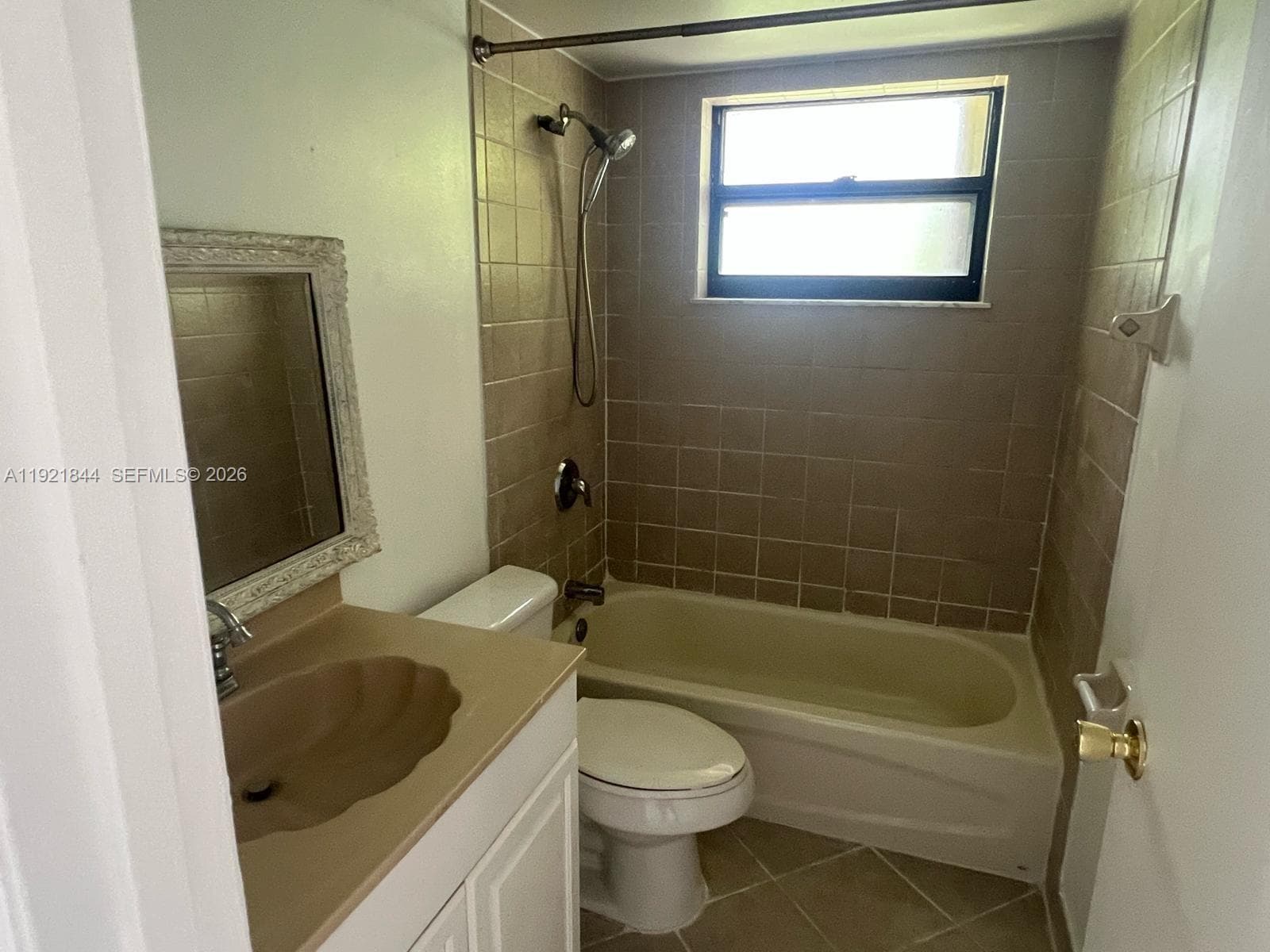 2410 SE Renick Ave, Port St. Lucie, FL 34952 photo 9