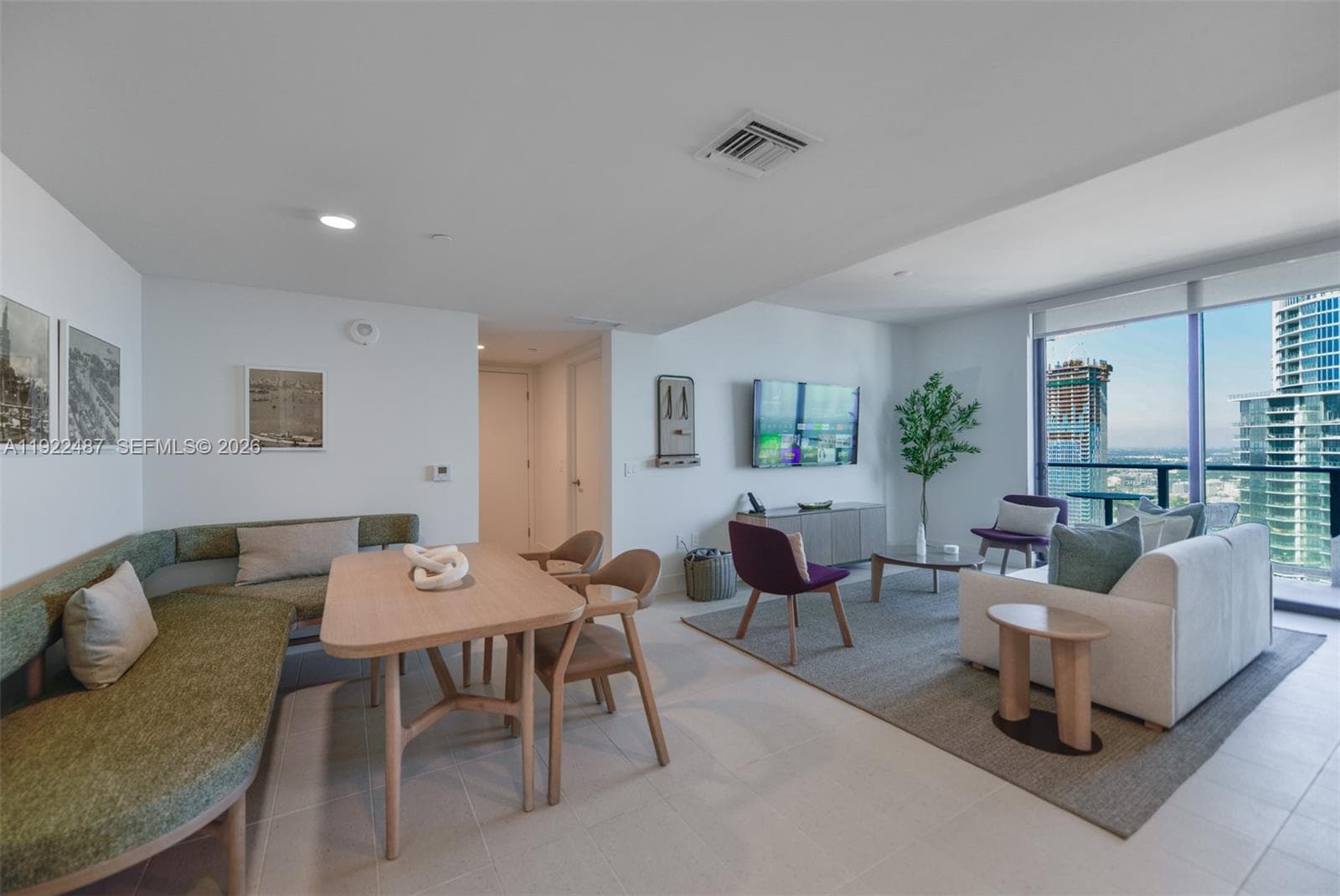 159 NE 6th St # 4601, Miami, FL 33132 photo 13