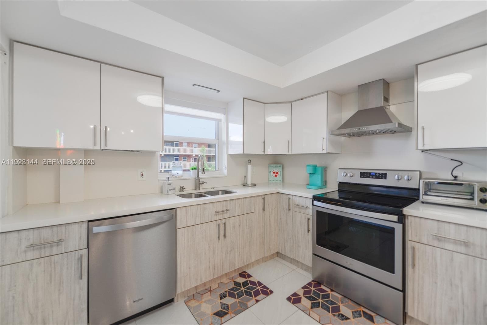 200 NE 12th Ave # 6D, Hallandale Beach, FL 33009 photo 9