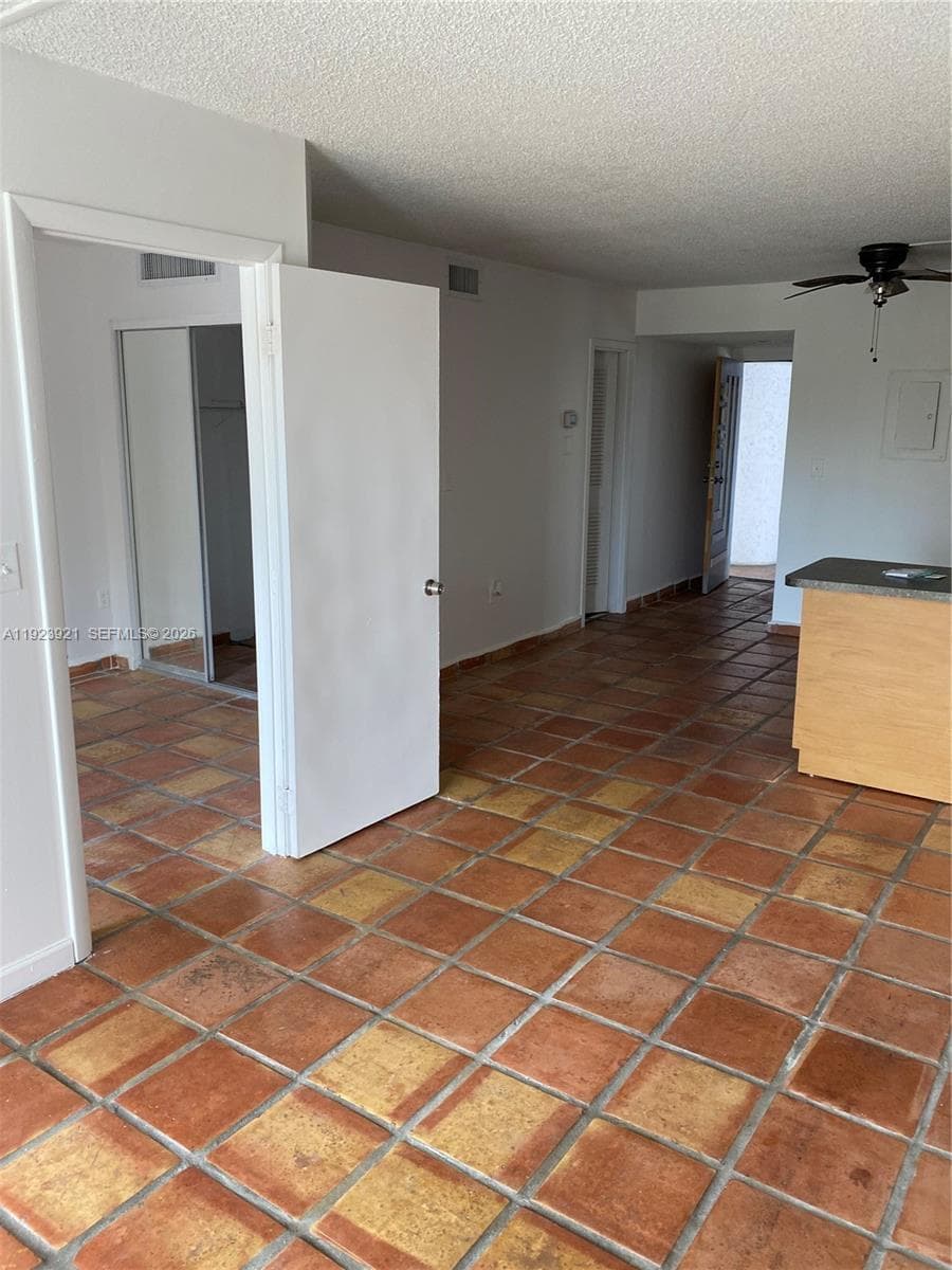 1650 NE 115th St # 405, Miami, FL 33181 photo 12
