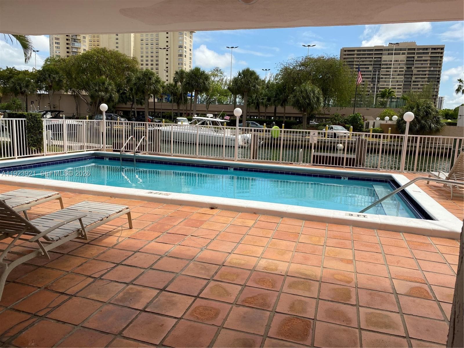 1650 NE 115th St # 405, Miami, FL 33181 photo 7