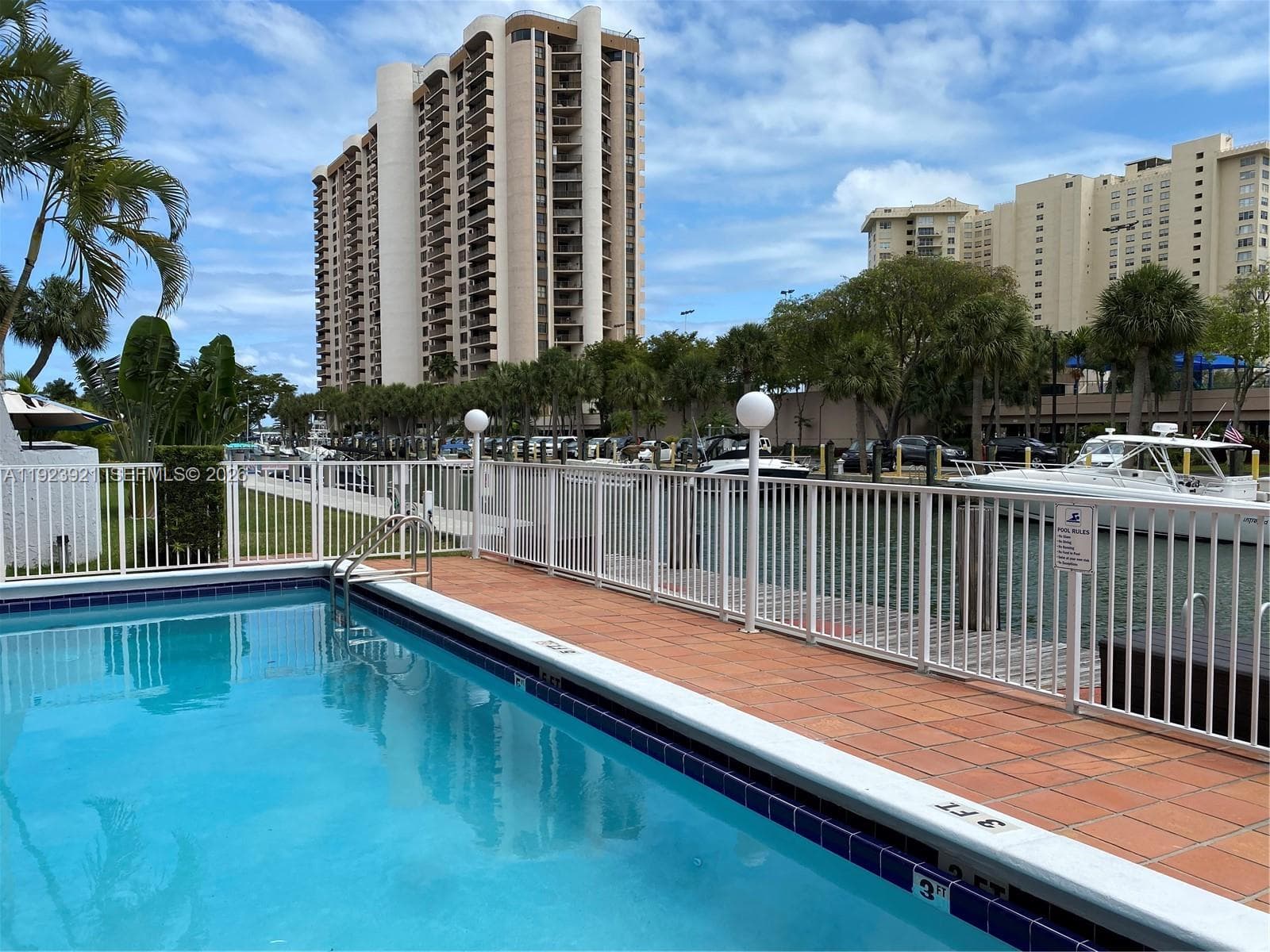 1650 NE 115th St # 405, Miami, FL 33181 photo 9