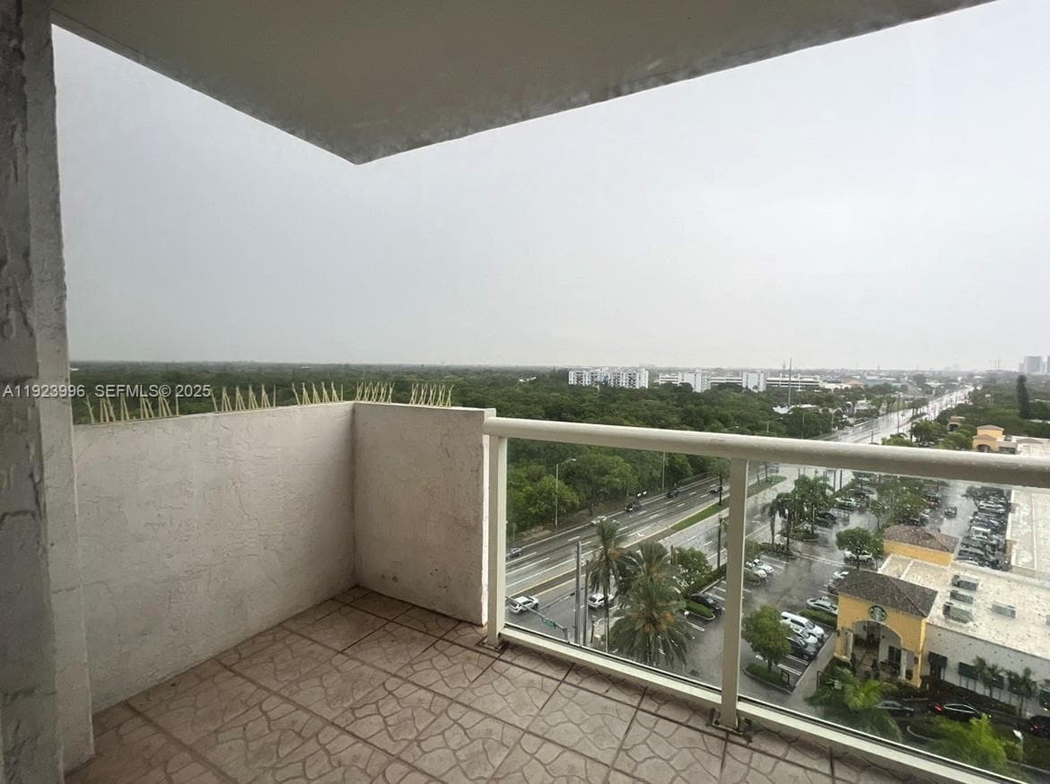 13499 Biscayne Blvd # 1205, North Miami, FL 33181 photo 12