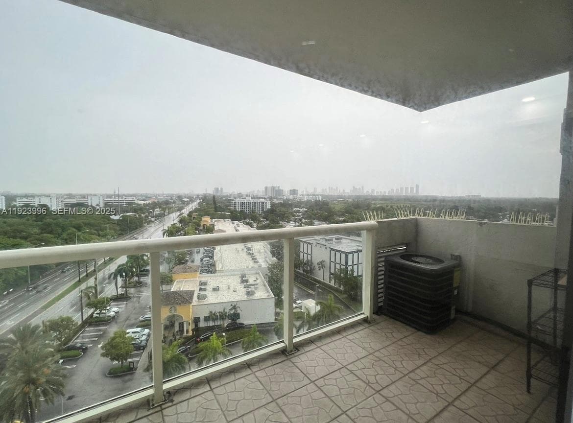 13499 Biscayne Blvd # 1205, North Miami, FL 33181 photo 11