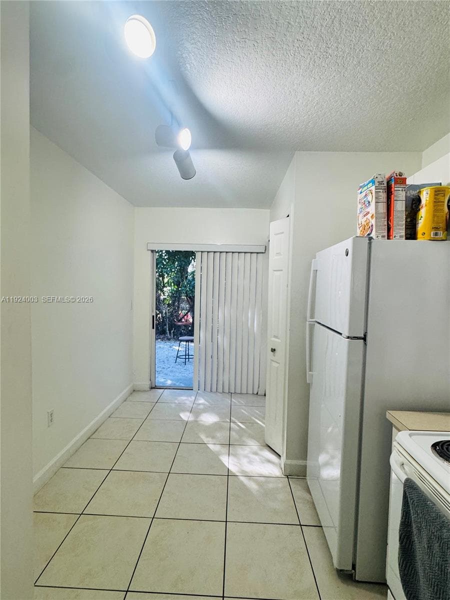 1260 SE 31st Ct # 105-34, Homestead, FL 33035 photo 11