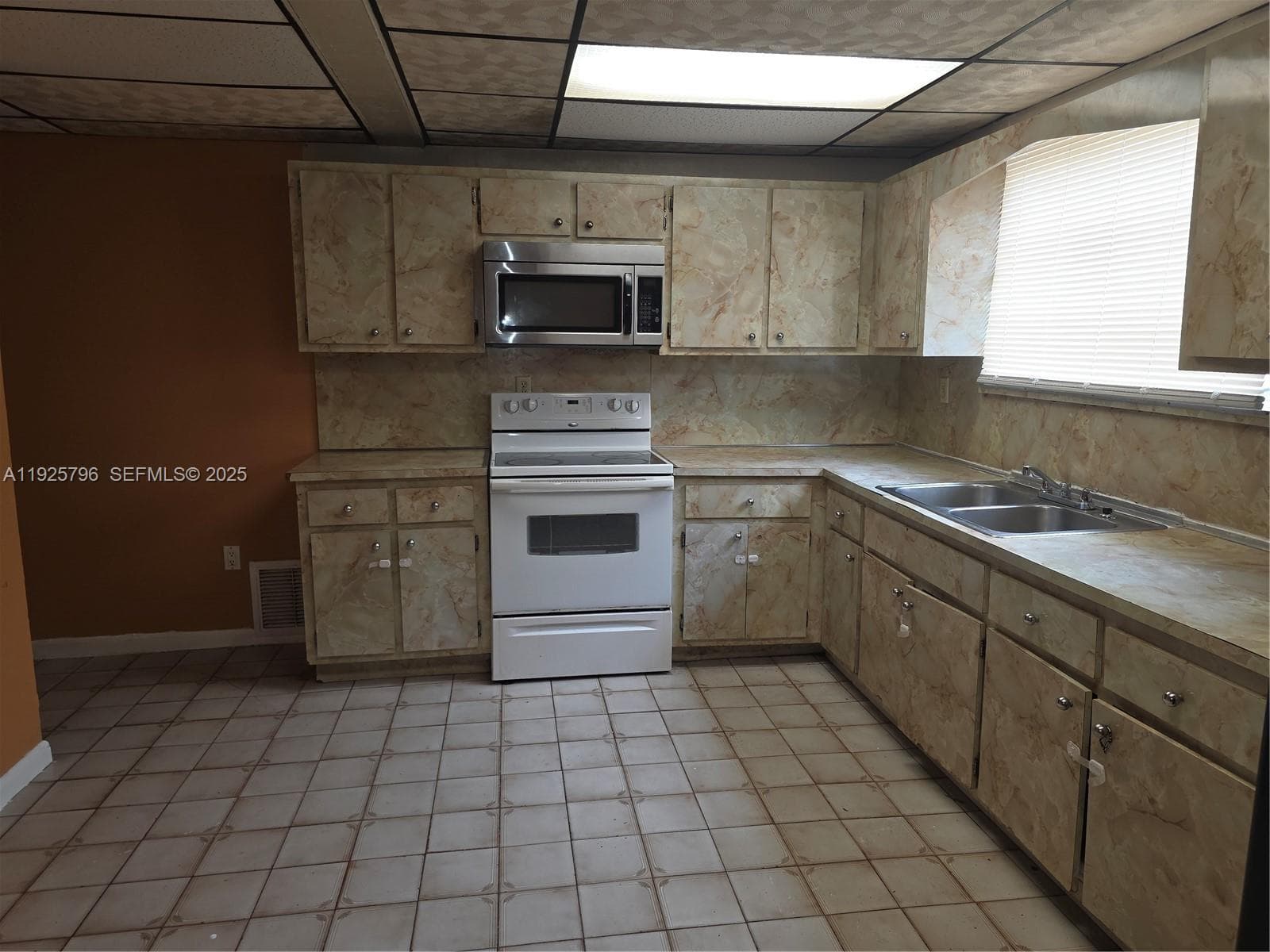 250 NW 63rd Ct # 2, Miami, FL 33126 photo 11