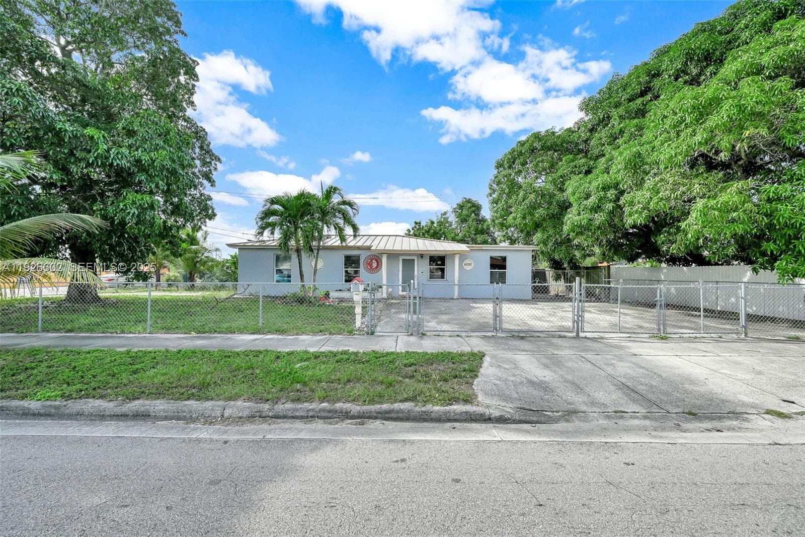 4020 E 10th Ave, Hialeah, FL 33013 photo 4