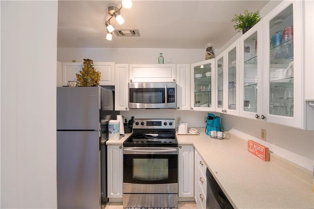 2613-2615 NE 33rd Avenue, Fort Lauderdale, FL 33308 photo 8
