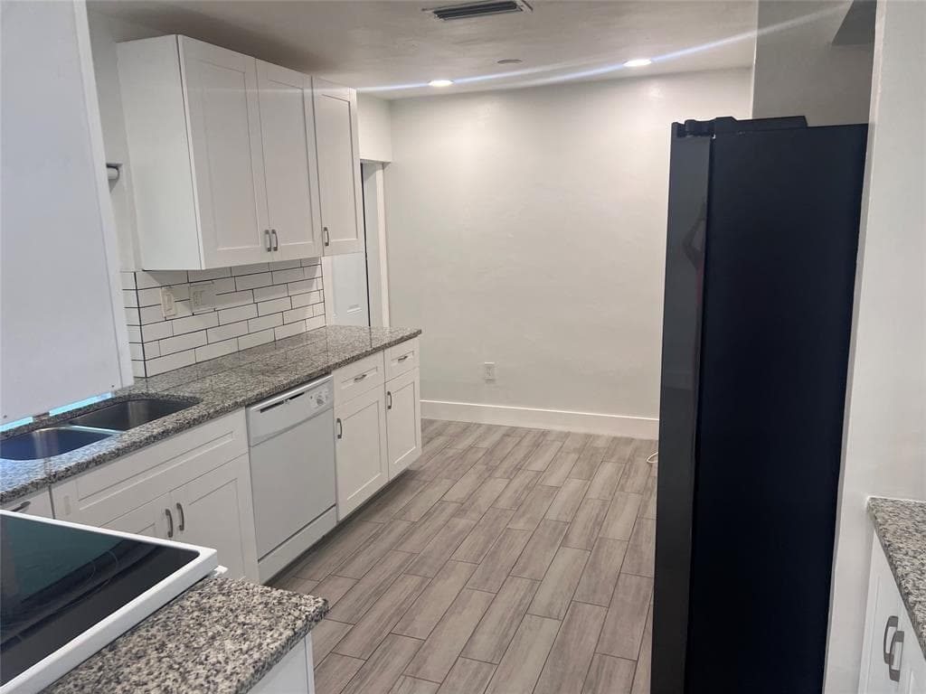 8361 NW 27th Place, Sunrise, FL 33322 photo 7