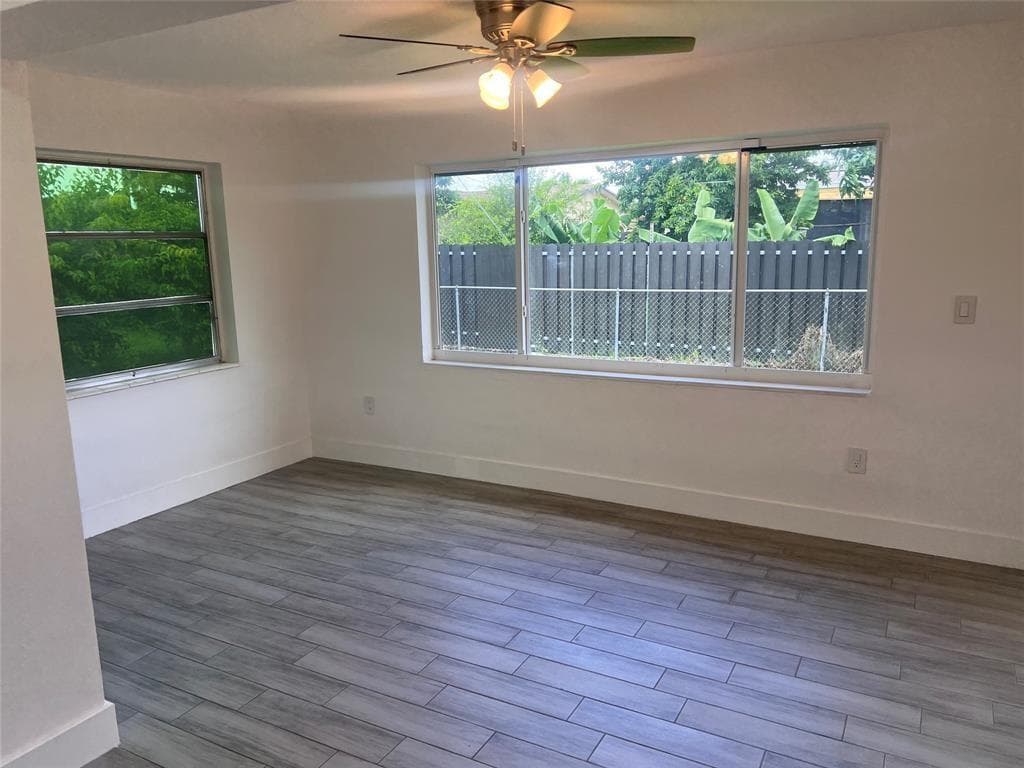 8361 NW 27th Place, Sunrise, FL 33322 photo 9