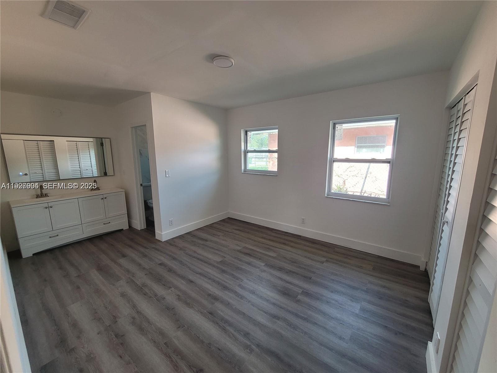 15140 NW 18th Ave, Miami Gardens, FL 33054 photo 8