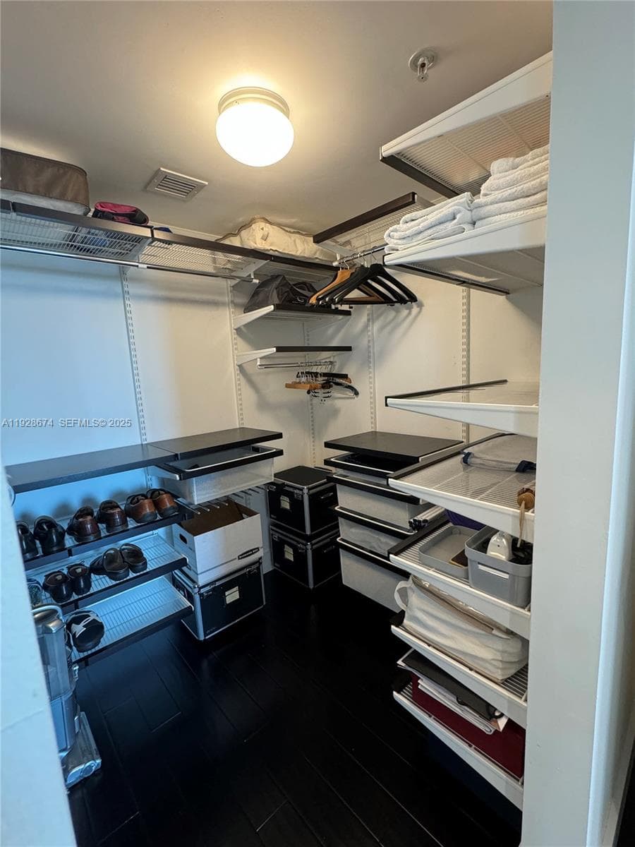 335 S Biscayne Blvd # 2403, Miami, FL 33131 photo 11