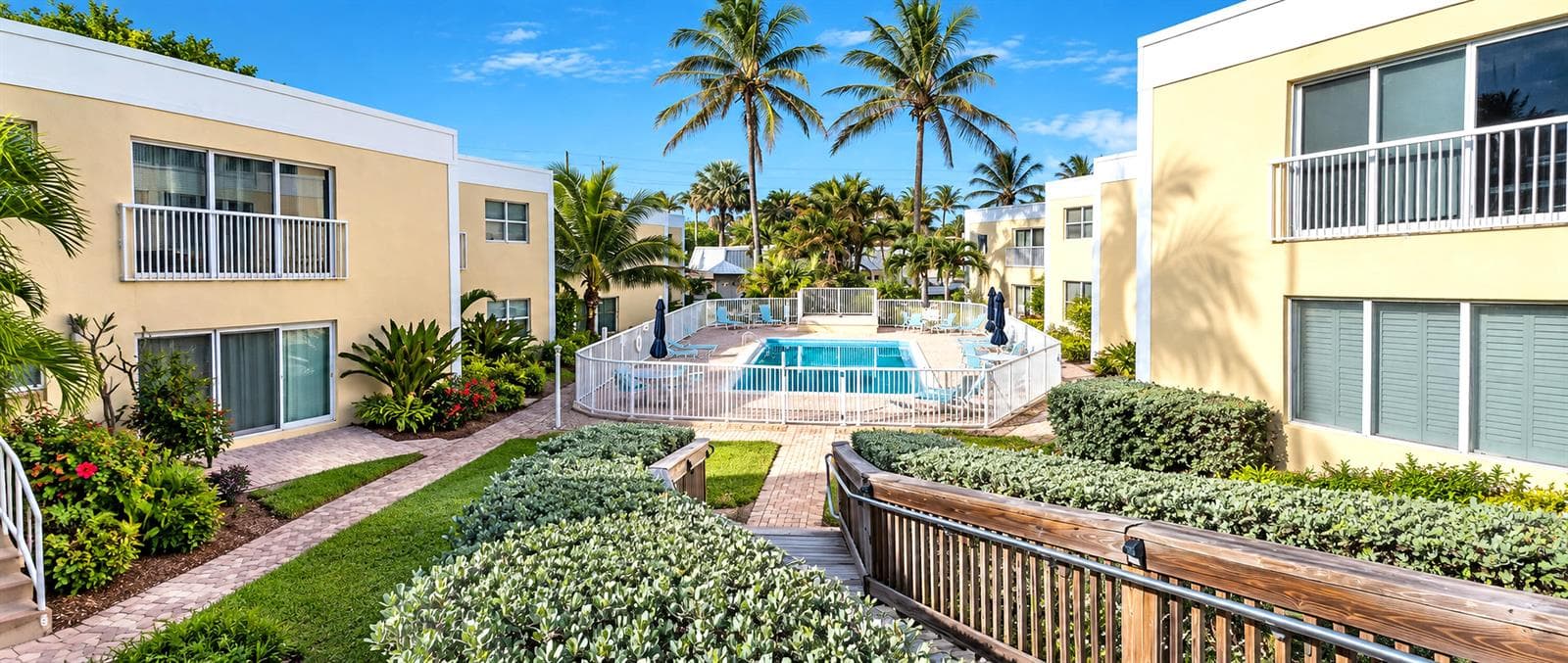 3541 NE Ocean Boulevard NE # 15, Jensen Beach, FL 34957 photo 2