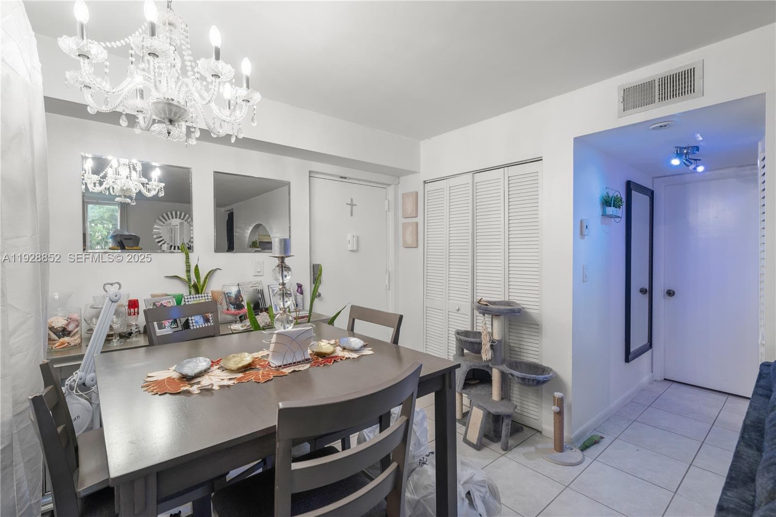 250 180th Dr # 159, Sunny Isles Beach, FL 33160 photo 6