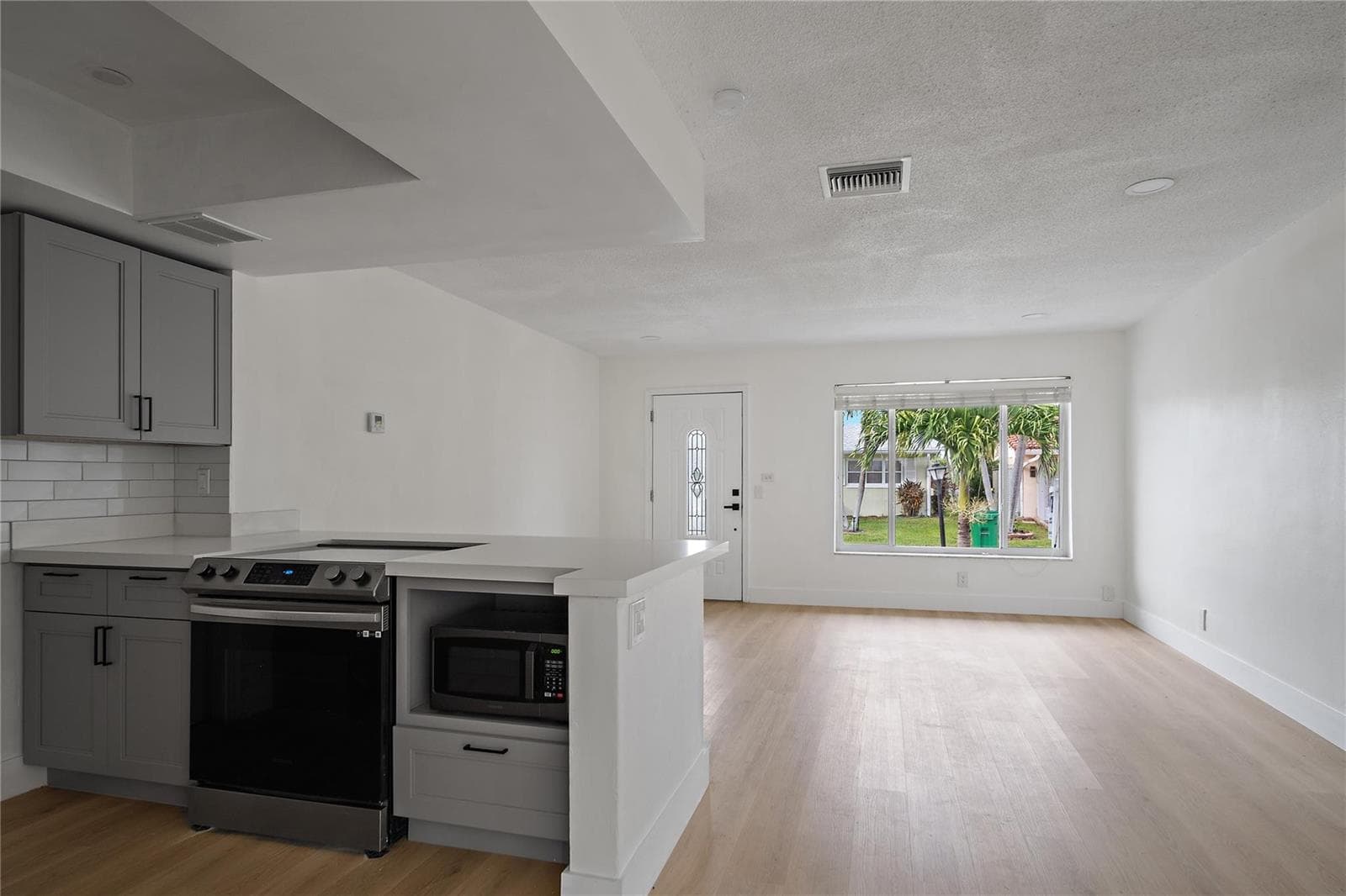 4510 NW 49th Drive, Tamarac, FL 33319 photo 10