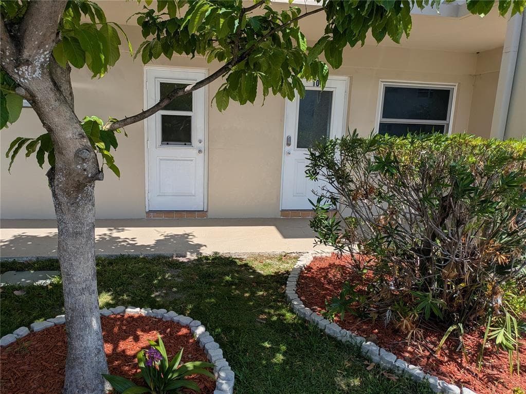 2115 NE 42nd Court # 104N, Lighthouse Point, FL 33064 photo 9