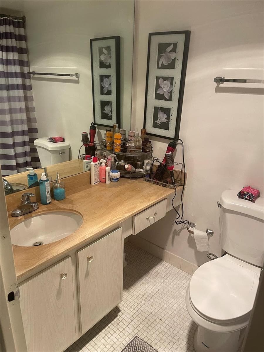 251 174th Street # 220, Sunny Isles Beach, FL 33160 photo 12
