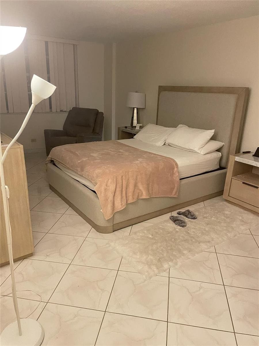 251 174th Street # 220, Sunny Isles Beach, FL 33160 photo 7