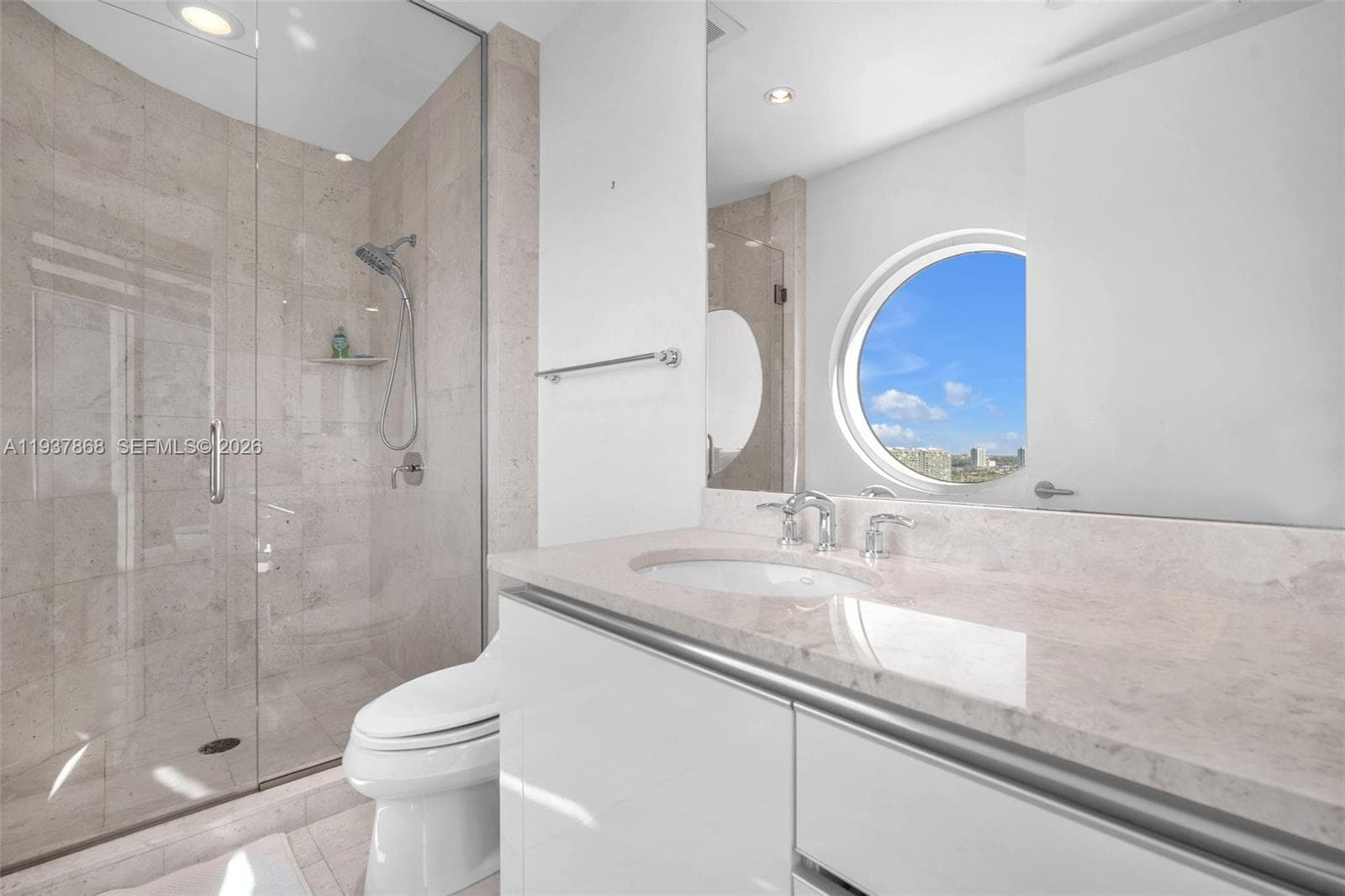 16051 Collins Ave # 2001, Sunny Isles Beach, FL 33160 photo 12